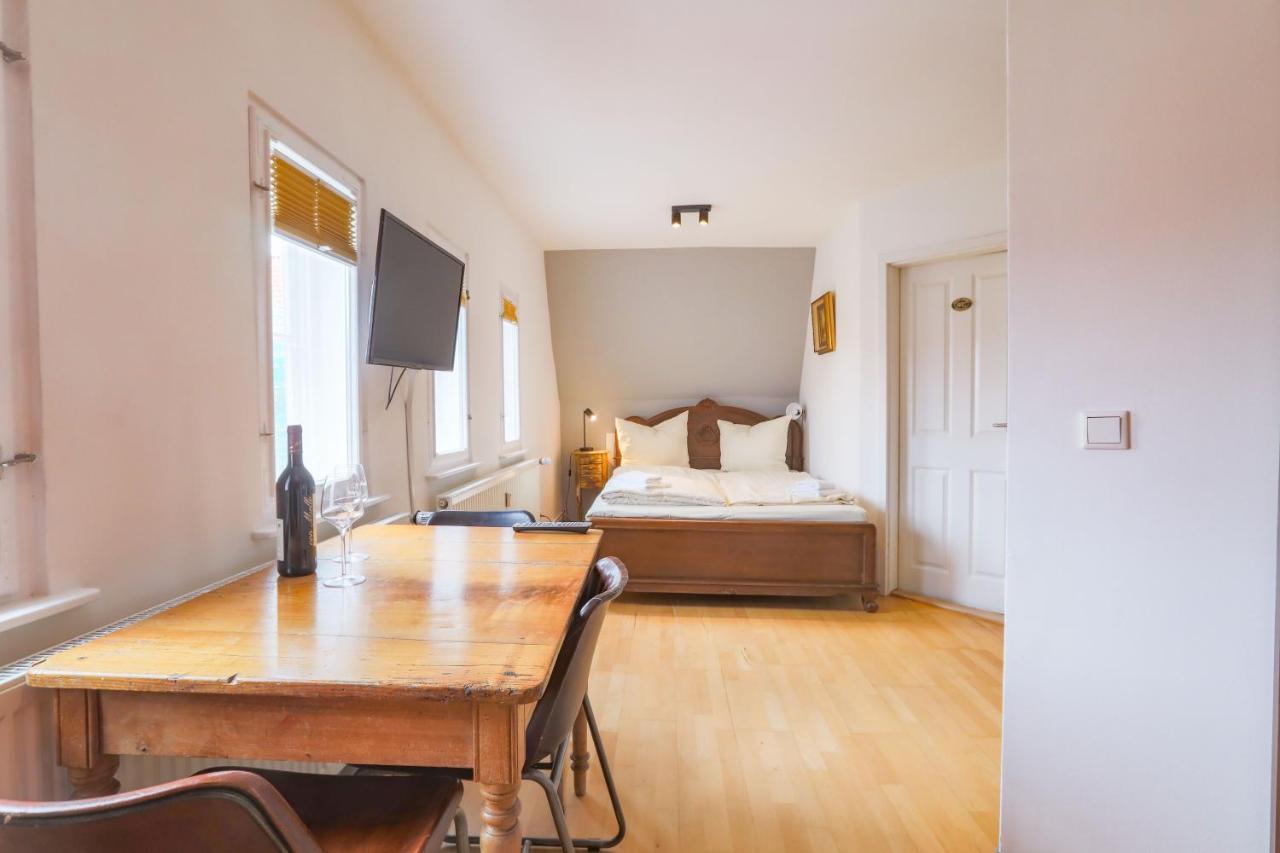 Apartments Im Einhornhaus Любек Экстерьер фото