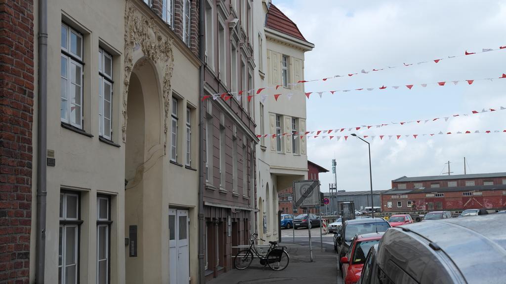 Apartments Im Einhornhaus Любек Экстерьер фото