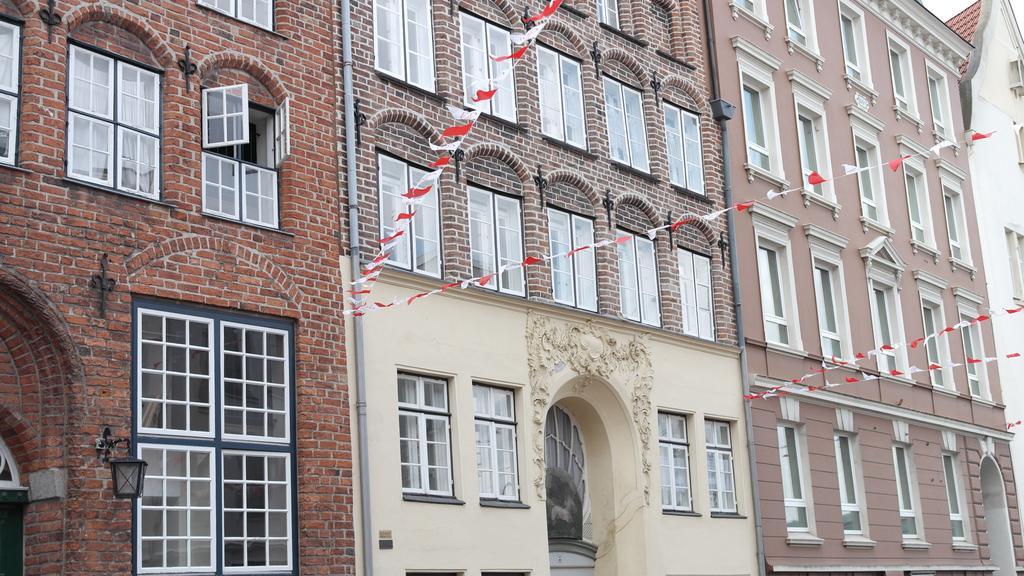 Apartments Im Einhornhaus Любек Экстерьер фото